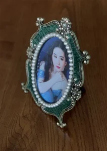 in ảnh để bàn khung nghệ thuật lưu giữ kỷ niệm gia đình Việt