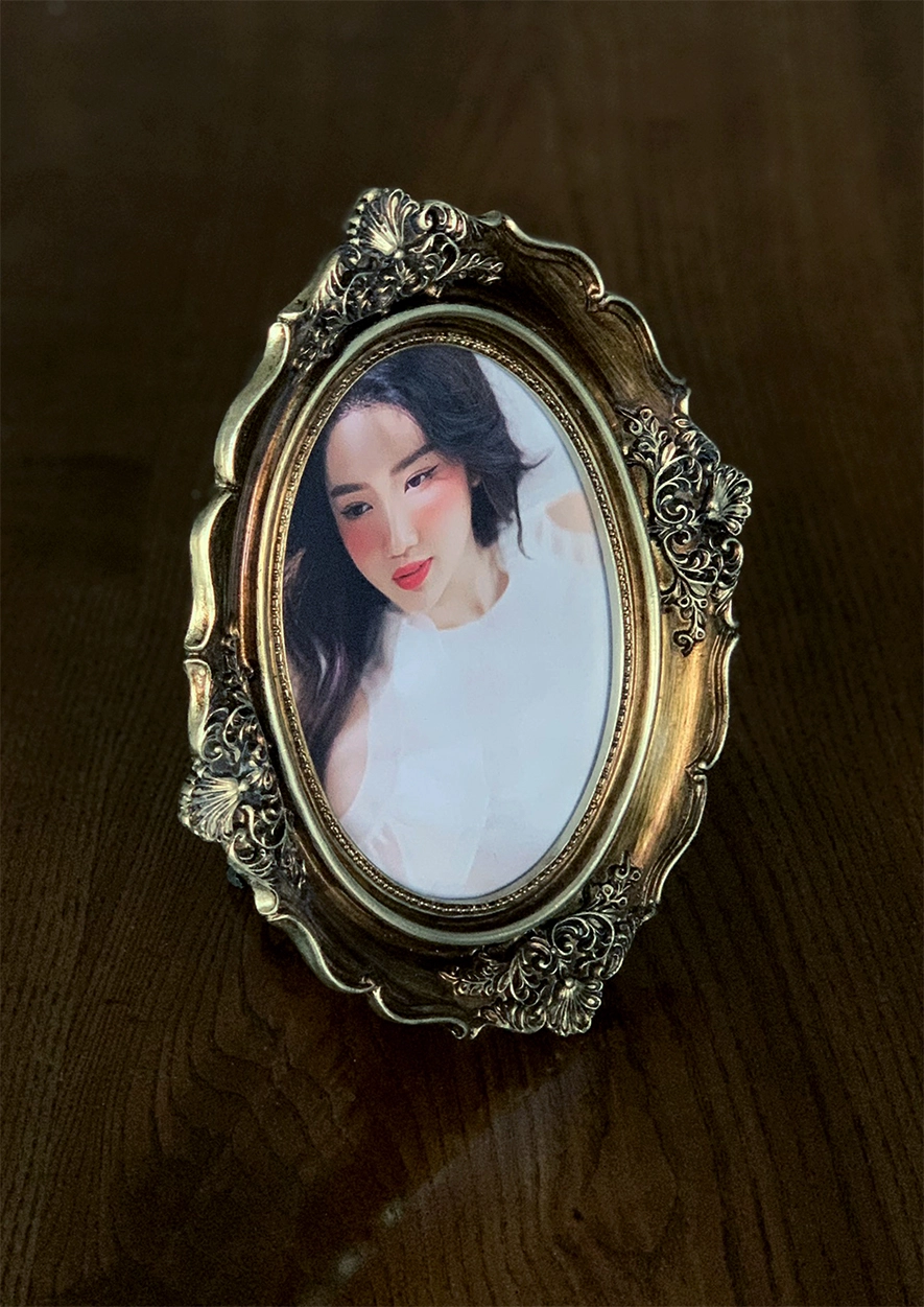 in ảnh để bàn khung nghệ thuật lưu giữ kỷ niệm gia đình Việt